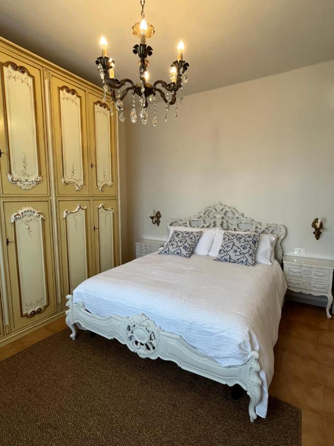 Casa Di Vavi Appartement Ospedaletti Buitenkant foto